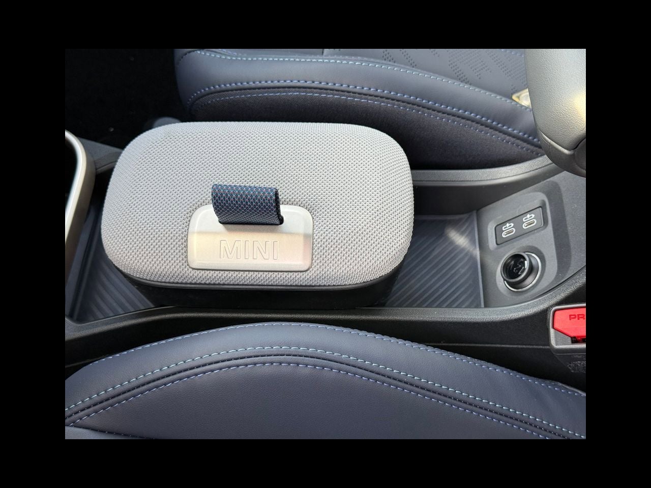 2026 MINI 2 DOOR SIGNATURE PLUS