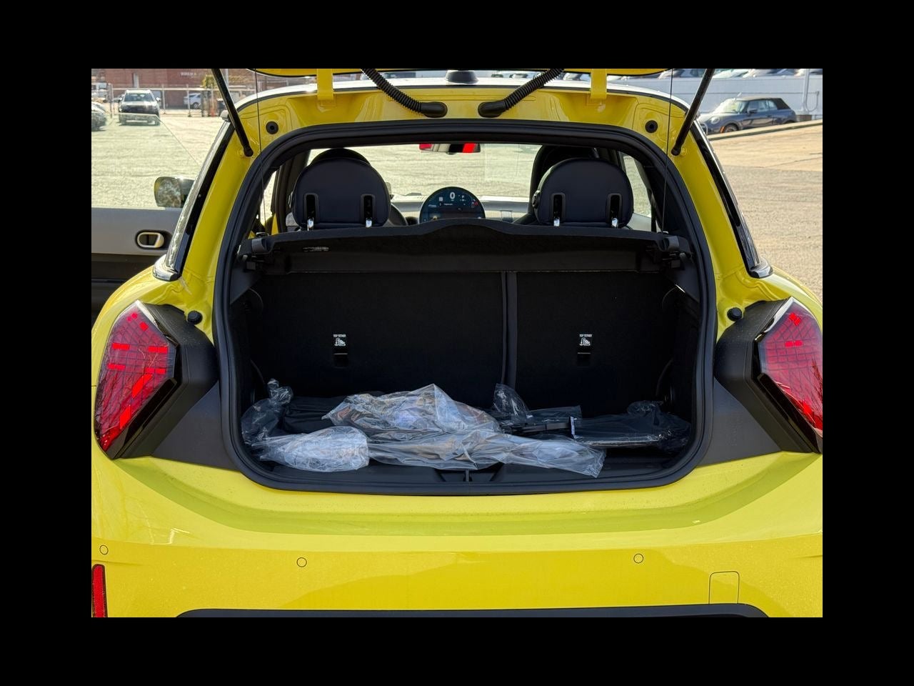 2026 MINI 2 DOOR SIGNATURE PLUS