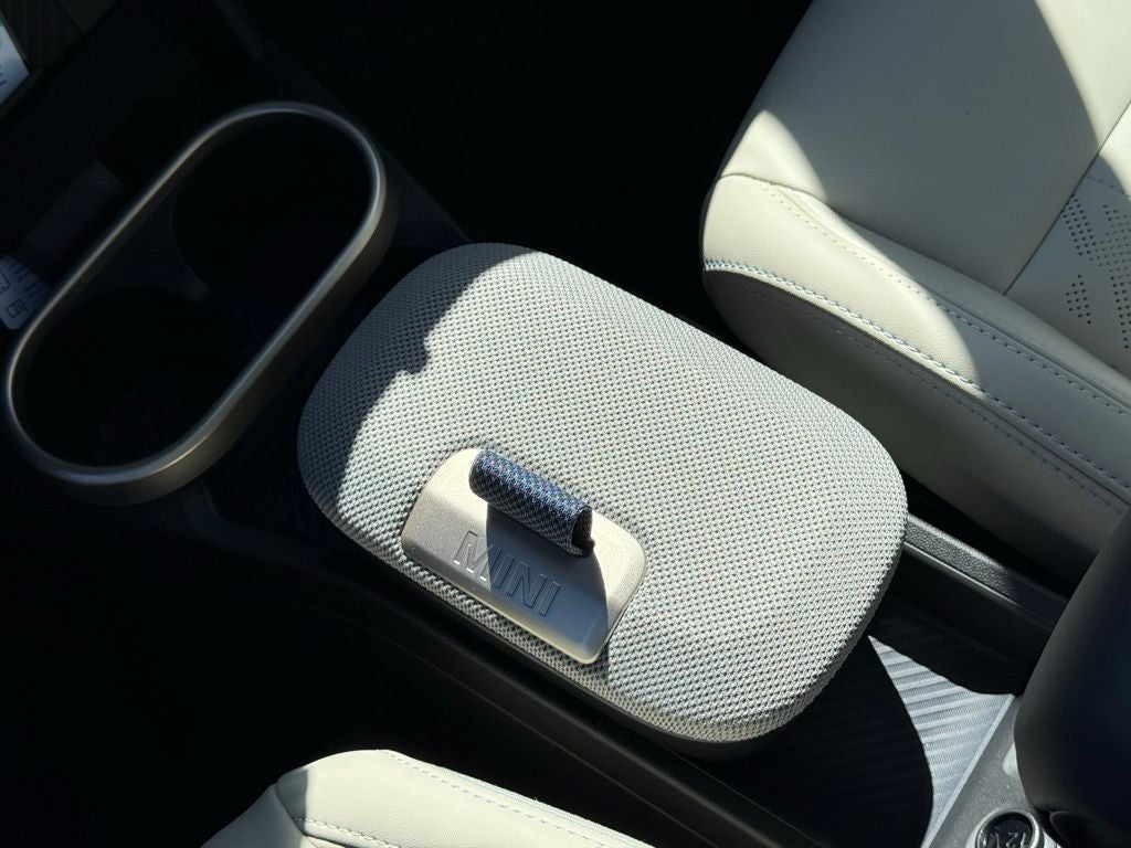 2026 MINI 2 DOOR ICONIC