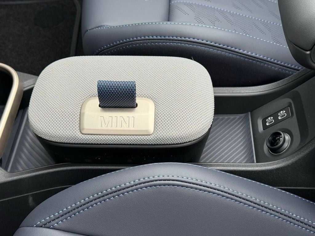 2026 MINI CONVERTIBLE ICONIC