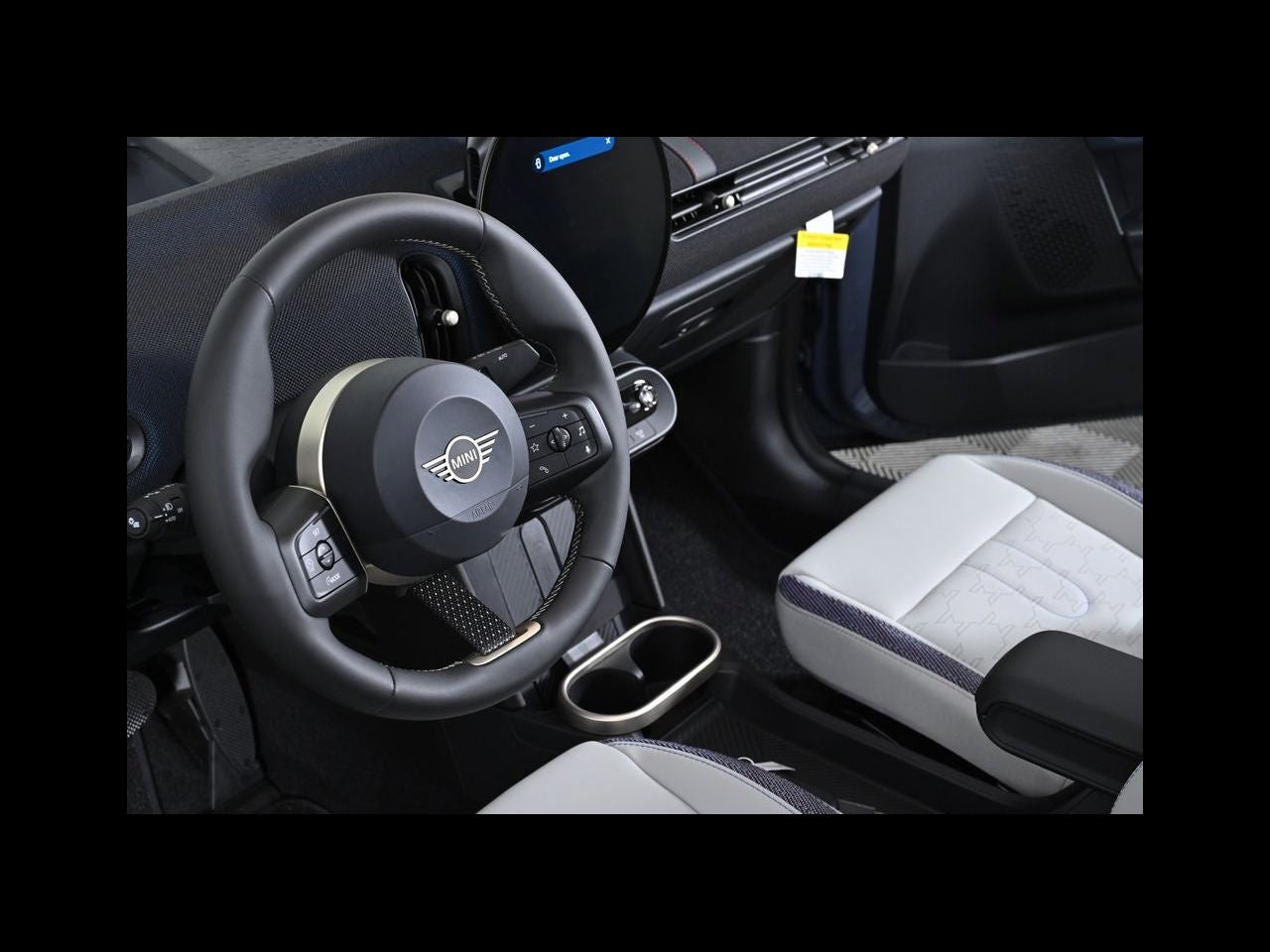 2026 MINI CONVERTIBLE ICONIC