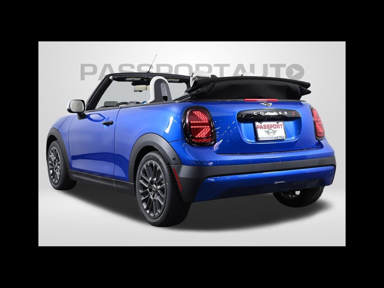 2026 MINI CONVERTIBLE SIGNATURE PLUS
