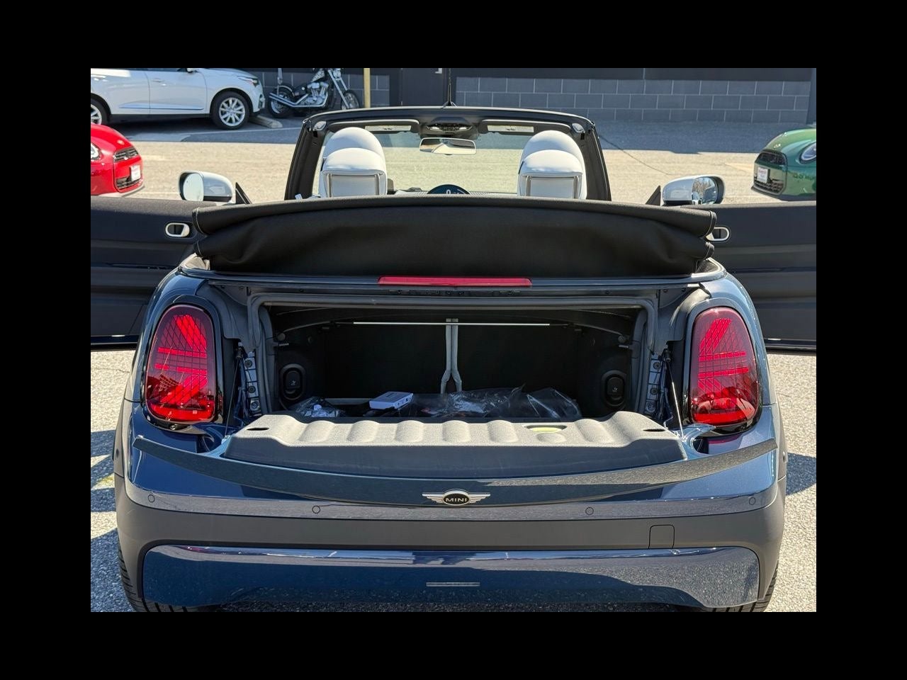 2026 MINI CONVERTIBLE SIGNATURE PLUS