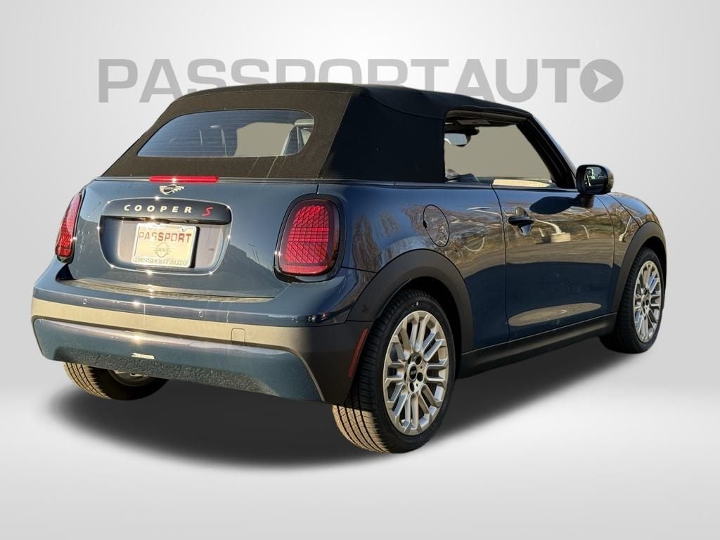 2026 MINI CONVERTIBLE ICONIC