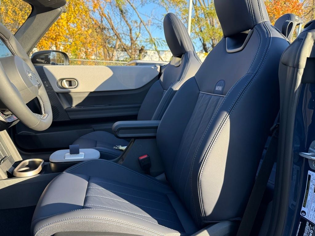 2026 MINI CONVERTIBLE ICONIC