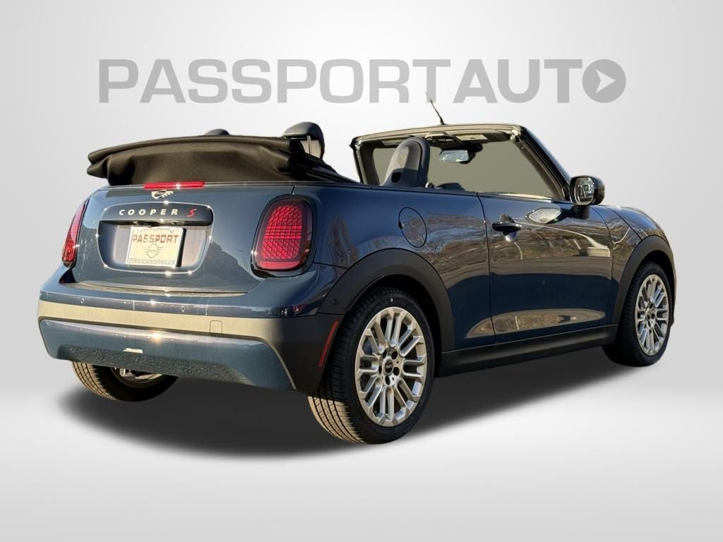 2026 MINI CONVERTIBLE ICONIC