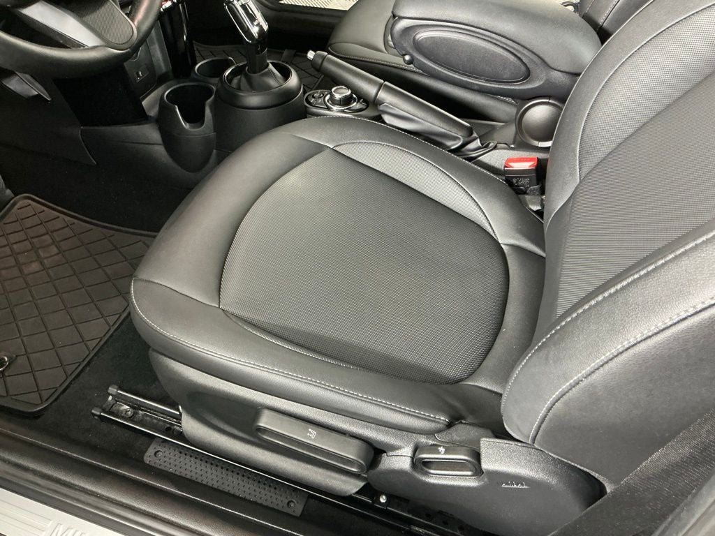 2023 MINI Cooper Cooper