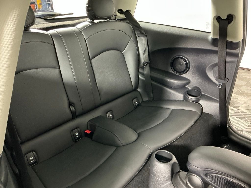 2023 MINI Cooper Cooper