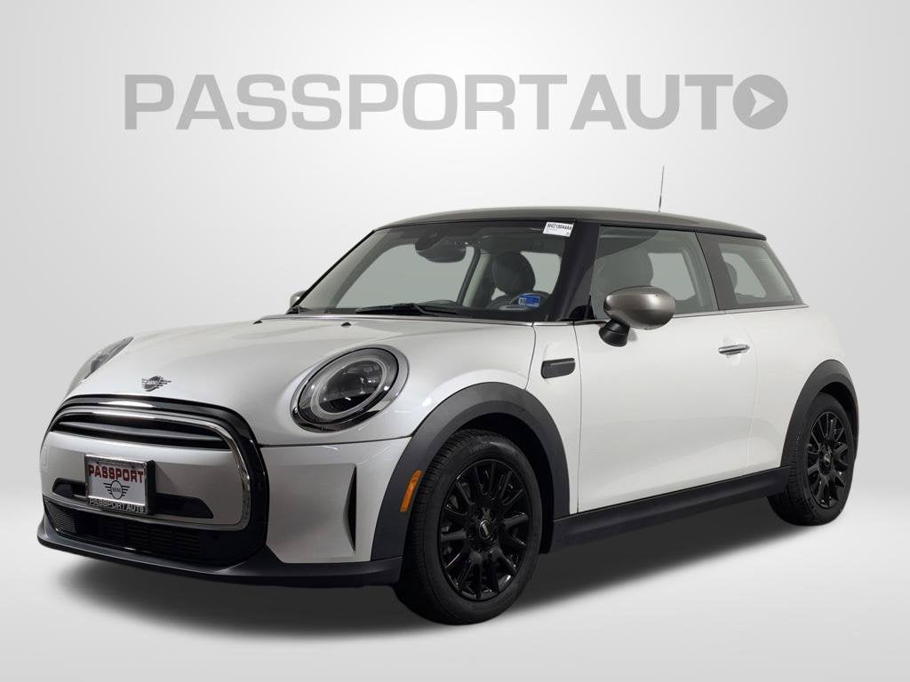 2024 MINI HARDTOP 2 DOOR Base