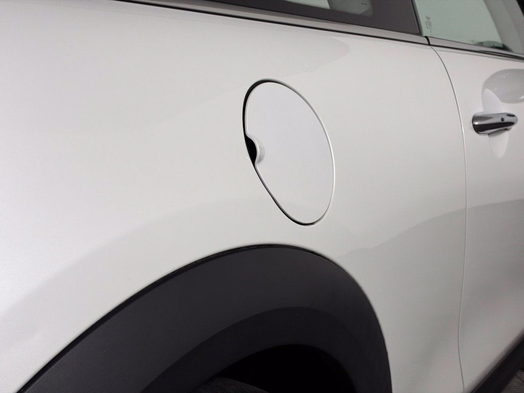 2024 MINI HARDTOP 2 DOOR Base
