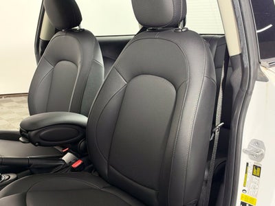 2024 MINI HARDTOP 2 DOOR Base