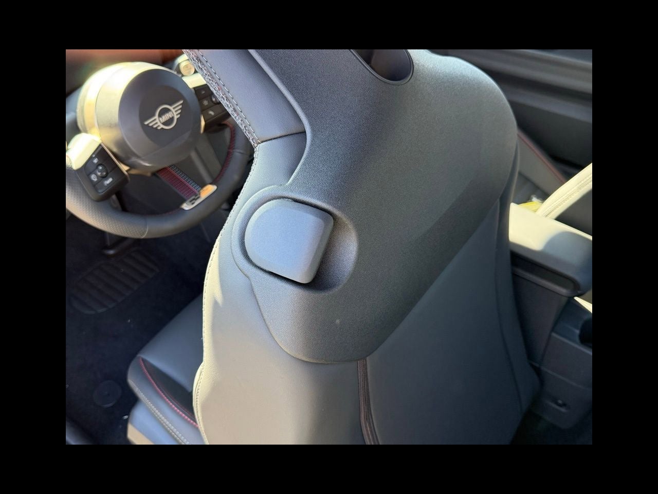 2026 MINI 2 DOOR ICONIC