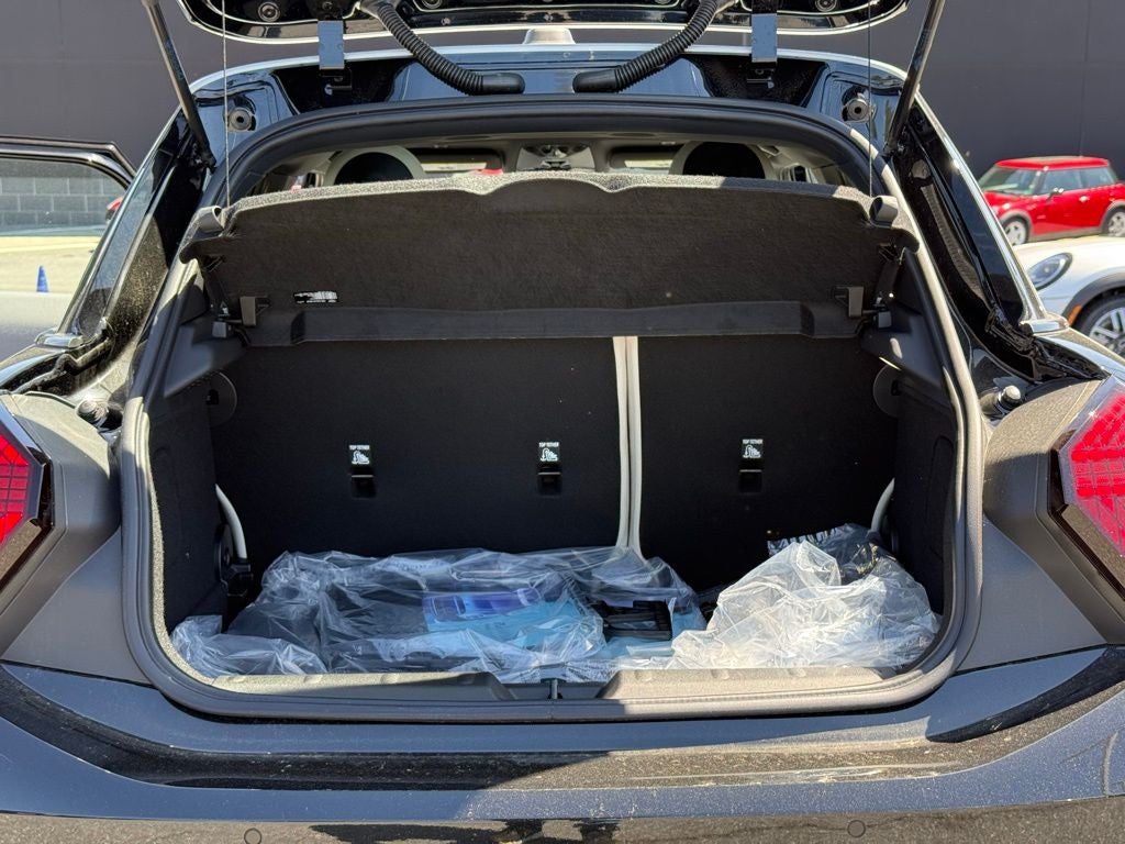 2026 MINI 4 Door Cooper Iconic