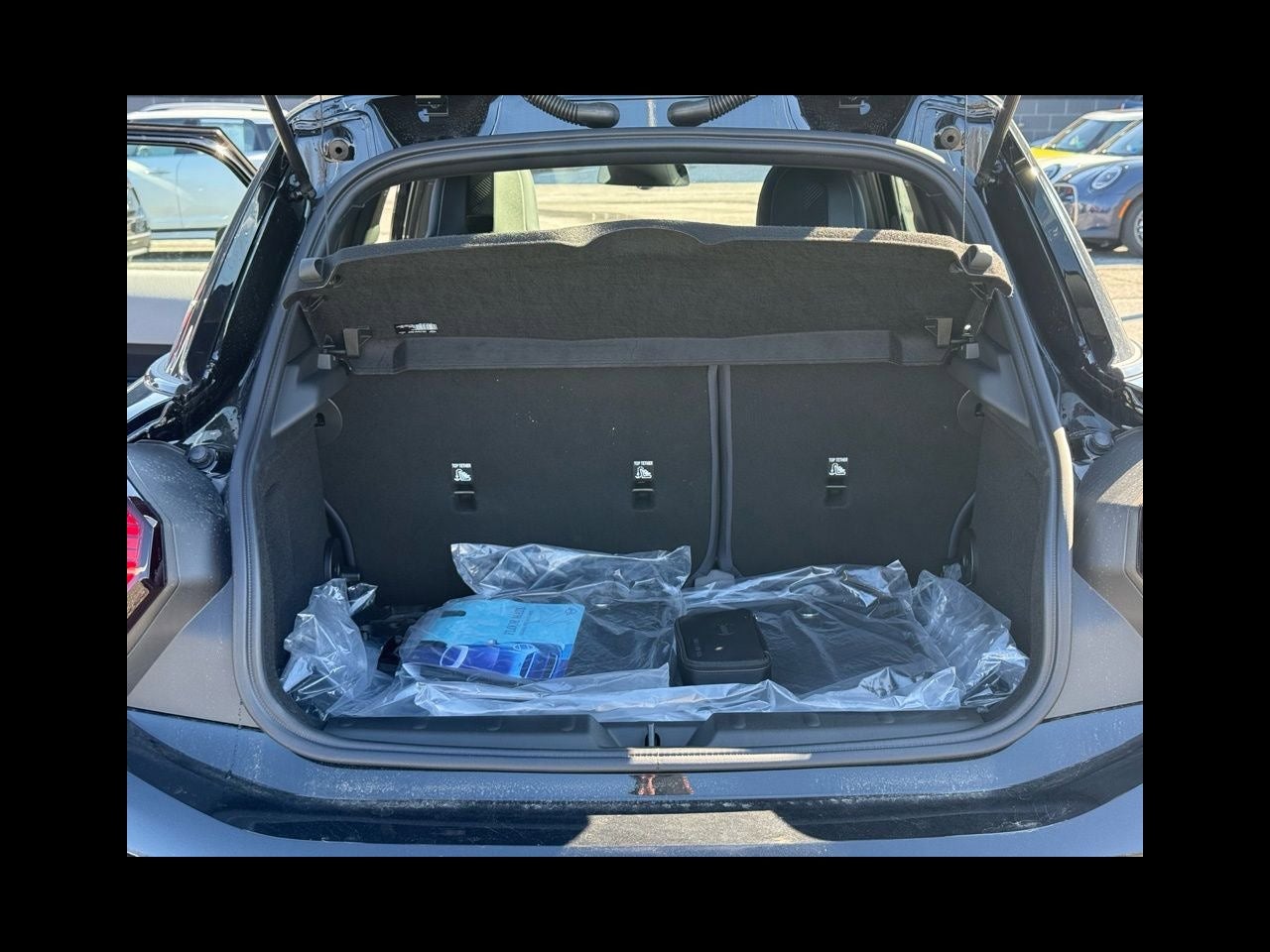 2026 MINI 4 DOOR SIGNATURE PLUS