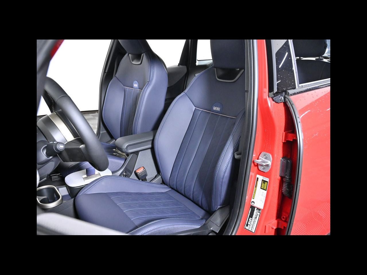 2026 MINI 4 DOOR SIGNATURE PLUS