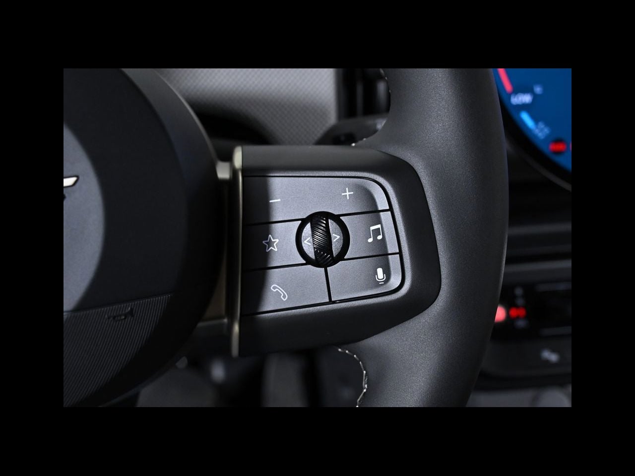 2026 MINI 4 DOOR SIGNATURE PLUS