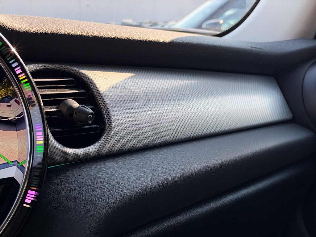 2024 MINI HARDTOP 4 DOOR Base