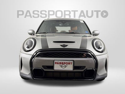 2024 MINI HARDTOP 4 DOOR Base