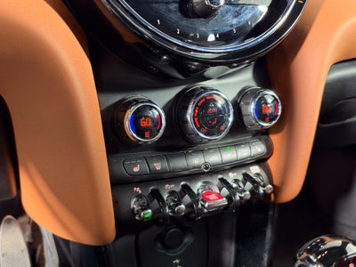 2024 MINI HARDTOP 4 DOOR Base