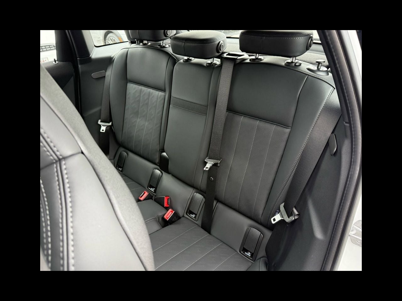 2026 MINI 4 DOOR ICONIC