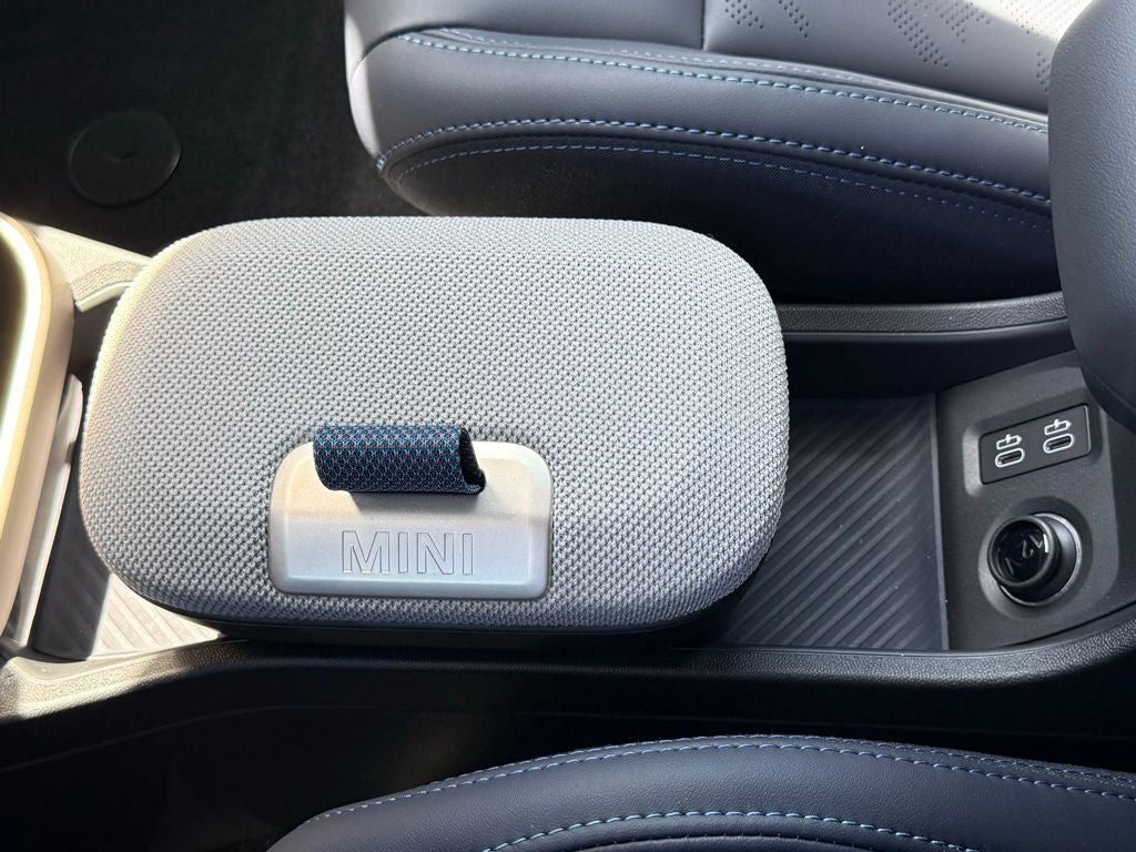 2026 MINI 4 Door Base