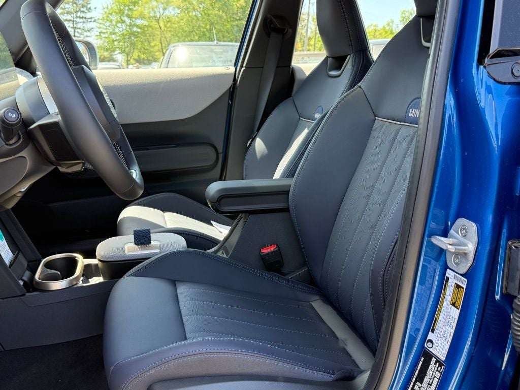 2026 MINI 4 Door Base