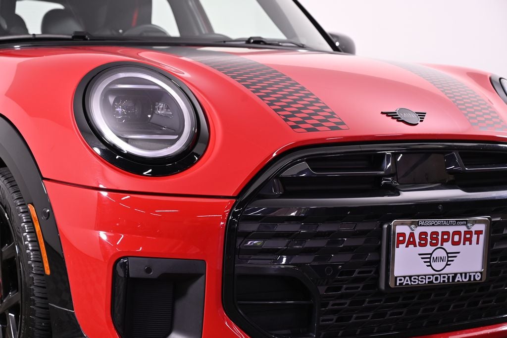2025 MINI 4 Door Cooper S Iconic JCW Style