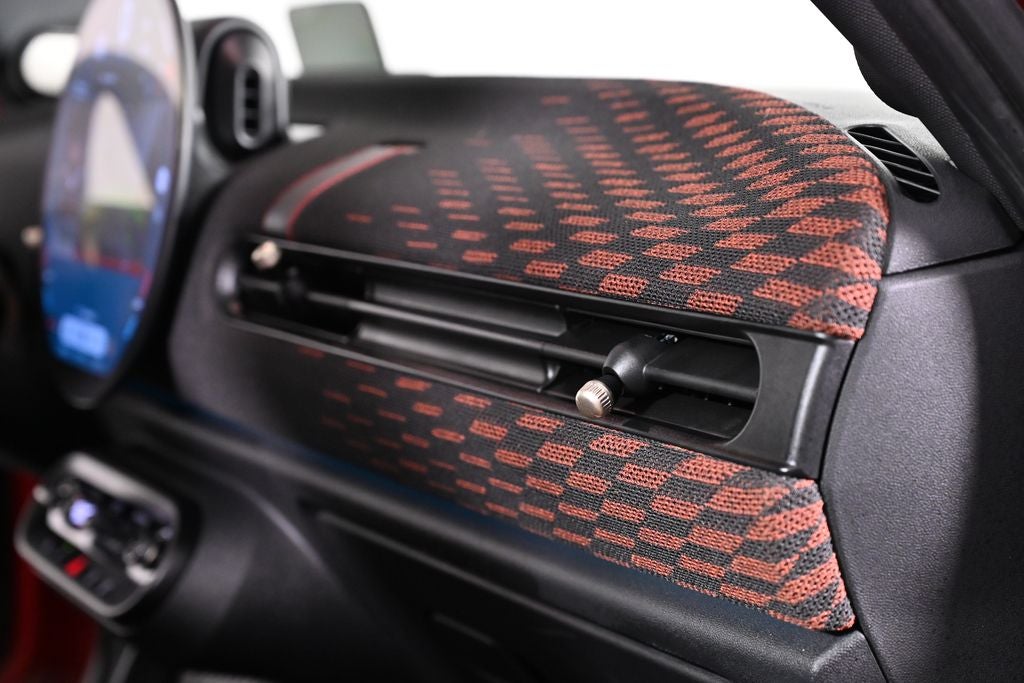 2025 MINI 4 Door Cooper S Iconic JCW Style