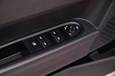 2025 MINI 4 Door Cooper S Iconic JCW Style