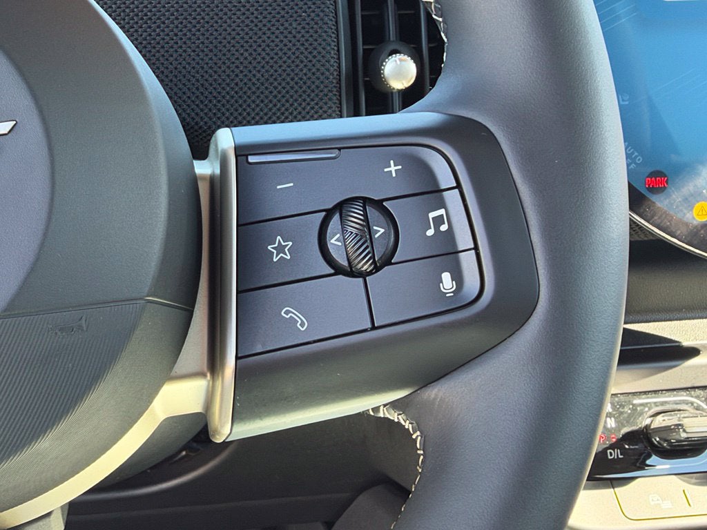 2025 MINI HARDTOP 4 DOOR Base