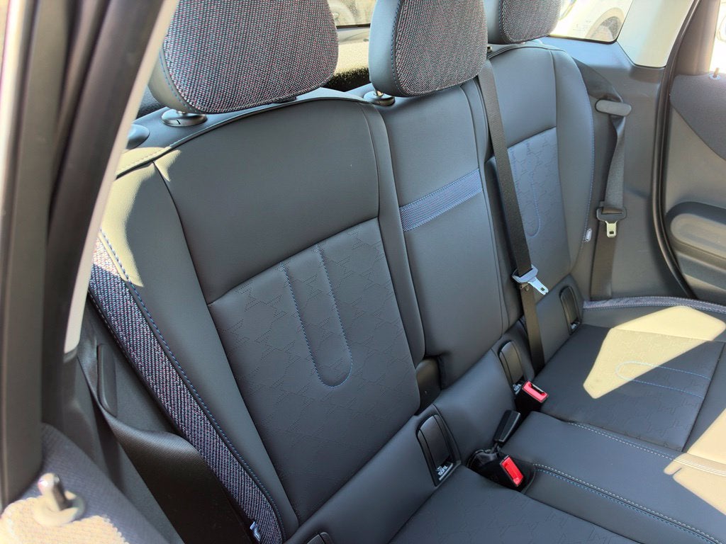 2025 MINI HARDTOP 4 DOOR Base
