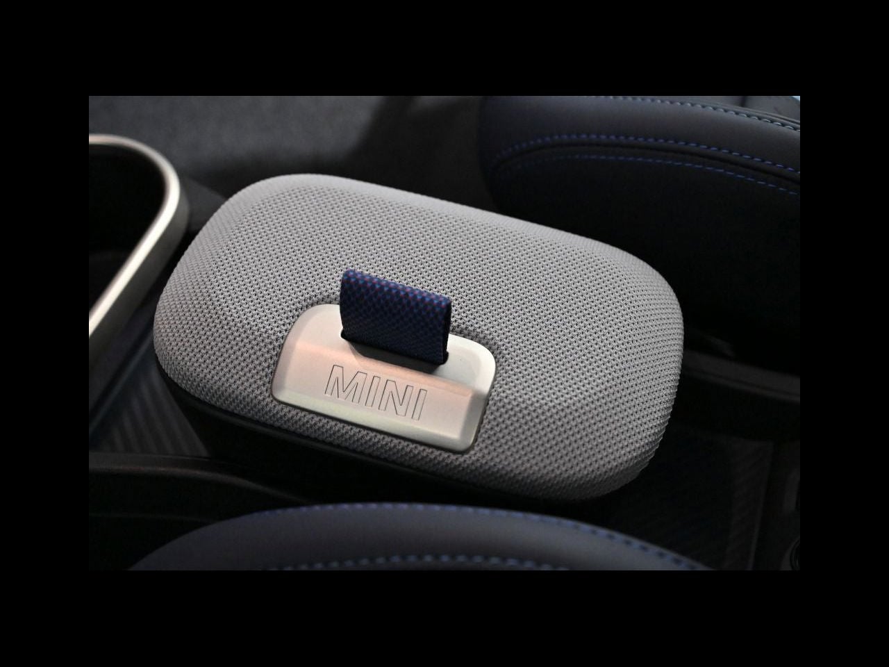 2026 MINI 4 DOOR ICONIC