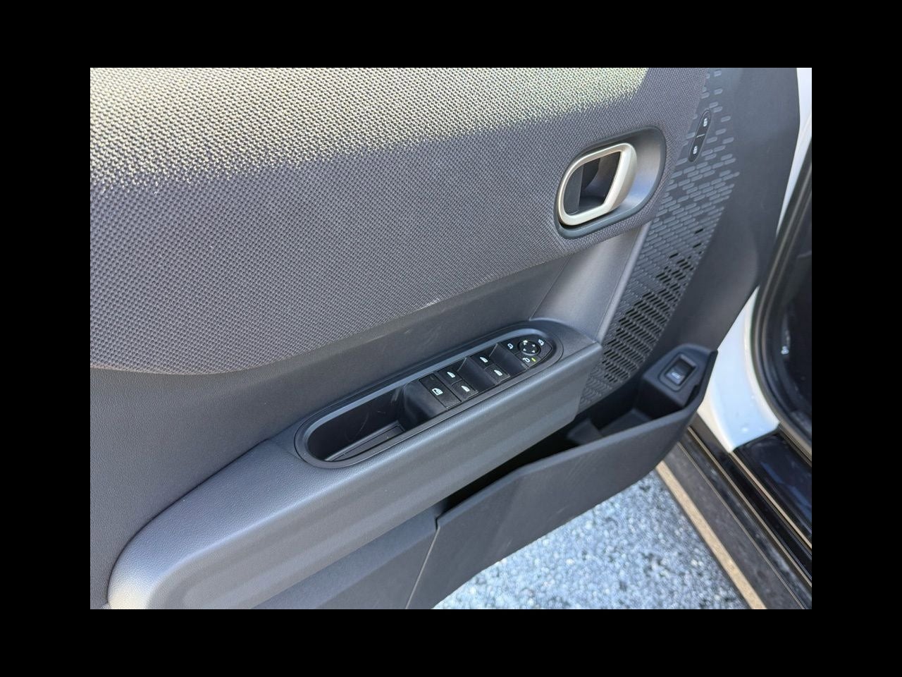 2026 MINI 4 DOOR ICONIC