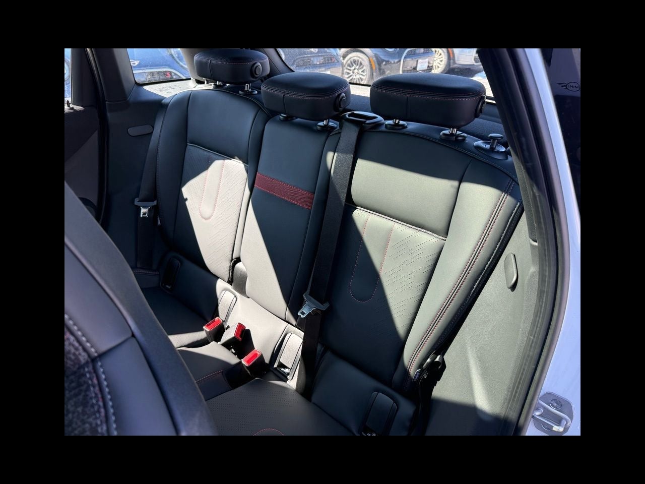 2026 MINI 4 DOOR ICONIC