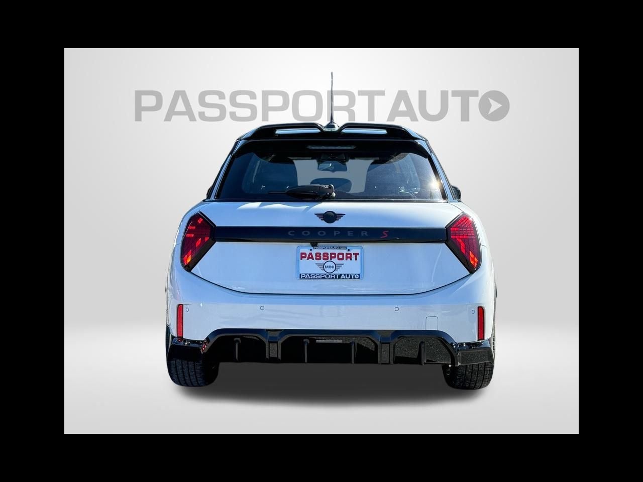 2026 MINI 4 DOOR ICONIC