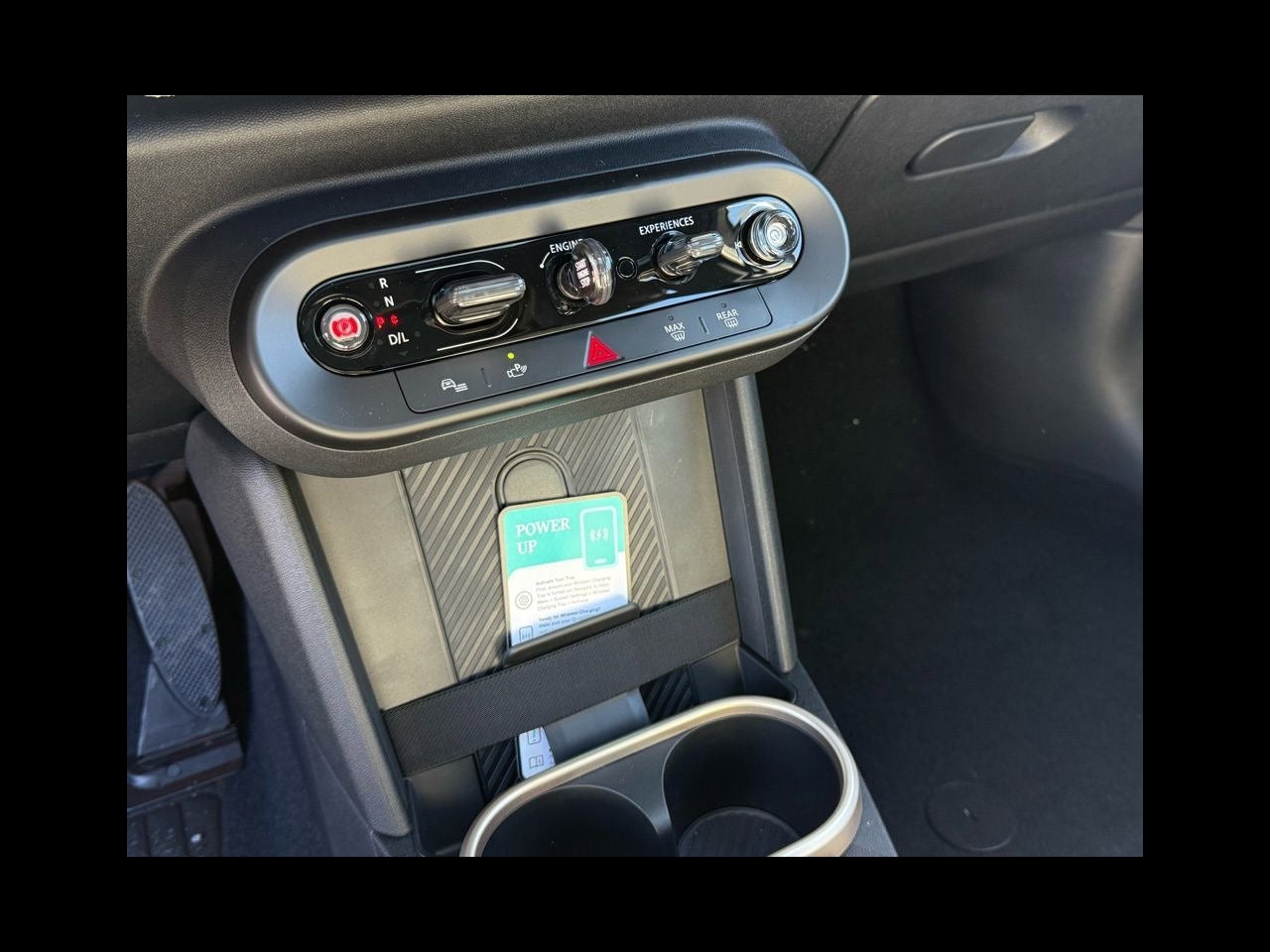 2026 MINI 4 DOOR ICONIC