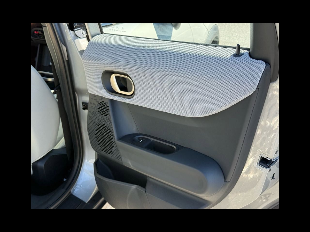 2026 MINI 4 DOOR ICONIC