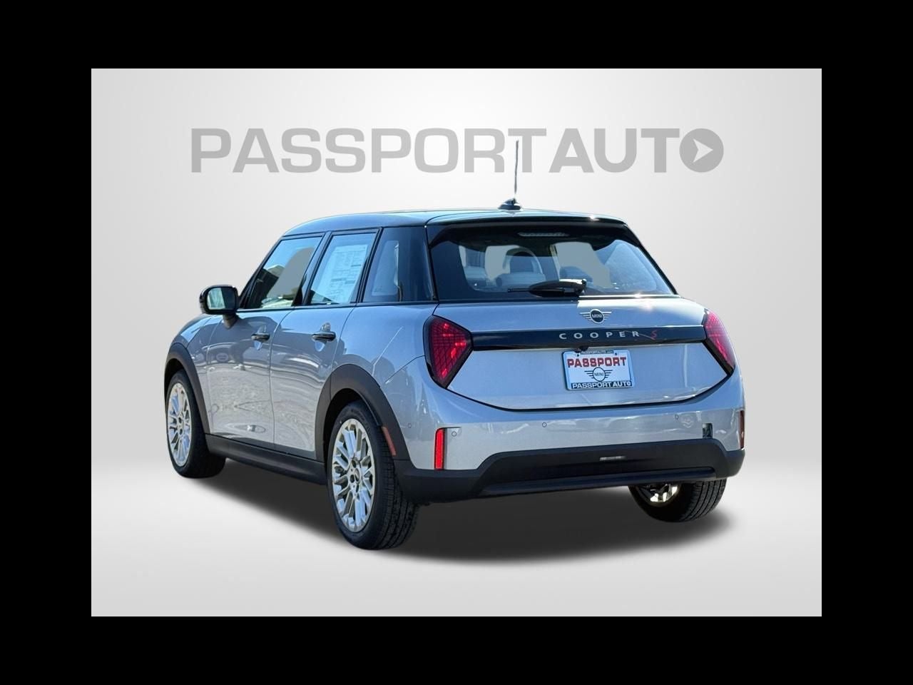 2026 MINI 4 DOOR ICONIC