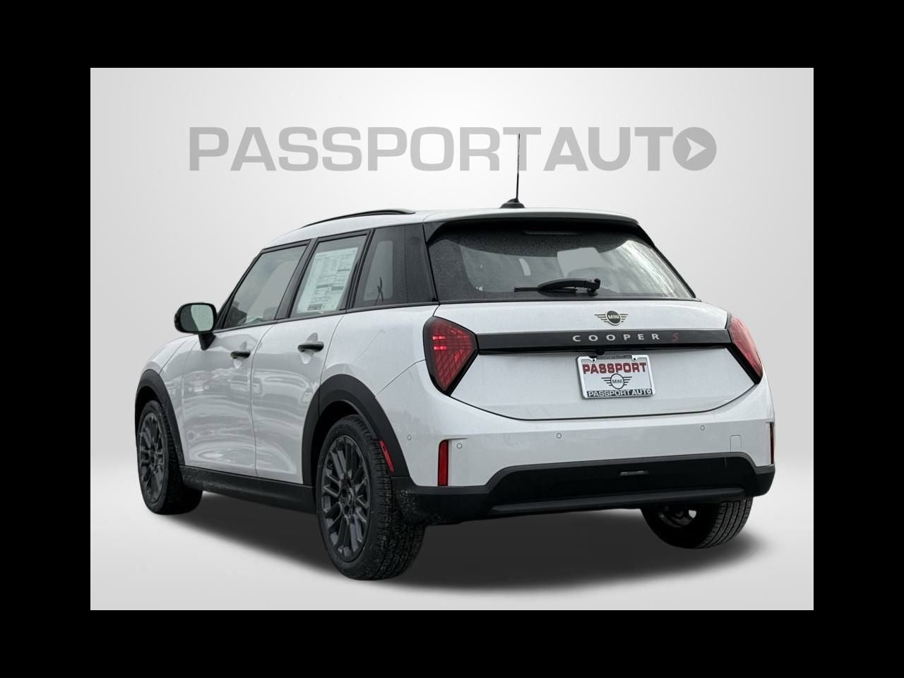 2026 MINI 4 DOOR ICONIC