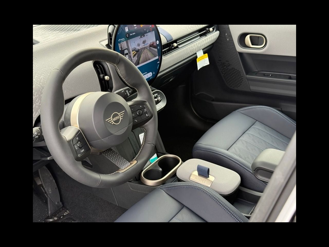 2026 MINI 4 DOOR ICONIC