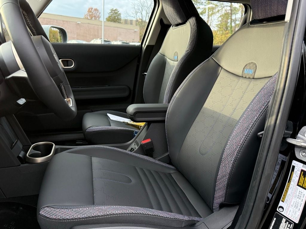 2026 MINI 4 DOOR SIGNATURE PLUS