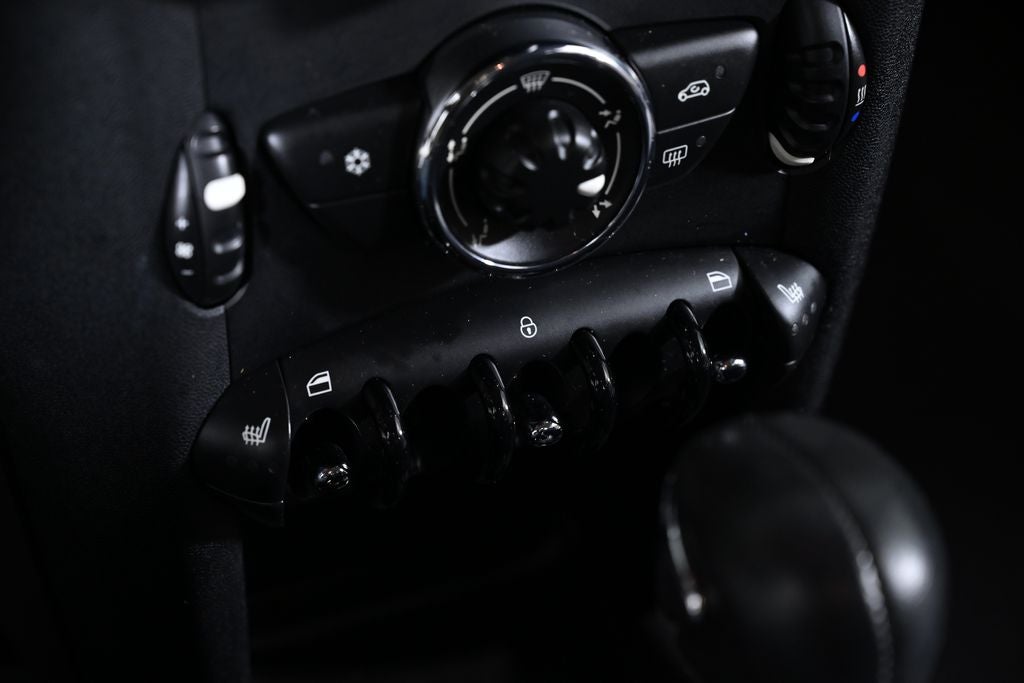 2011 MINI Cooper 2dr Cpe