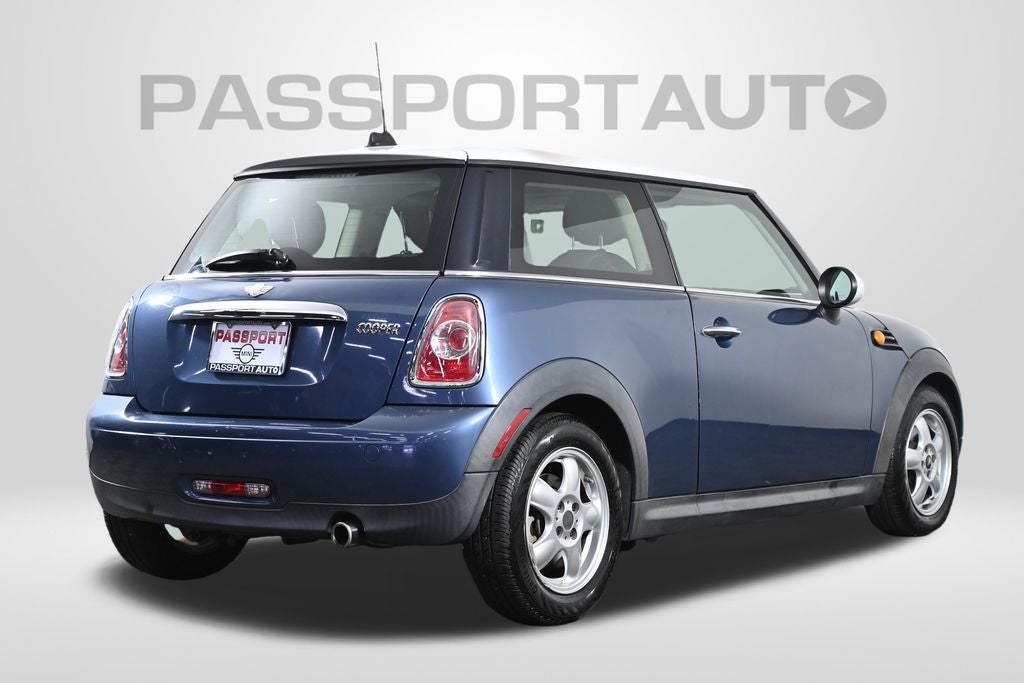 2011 MINI Hardtop 2 Door Cooper