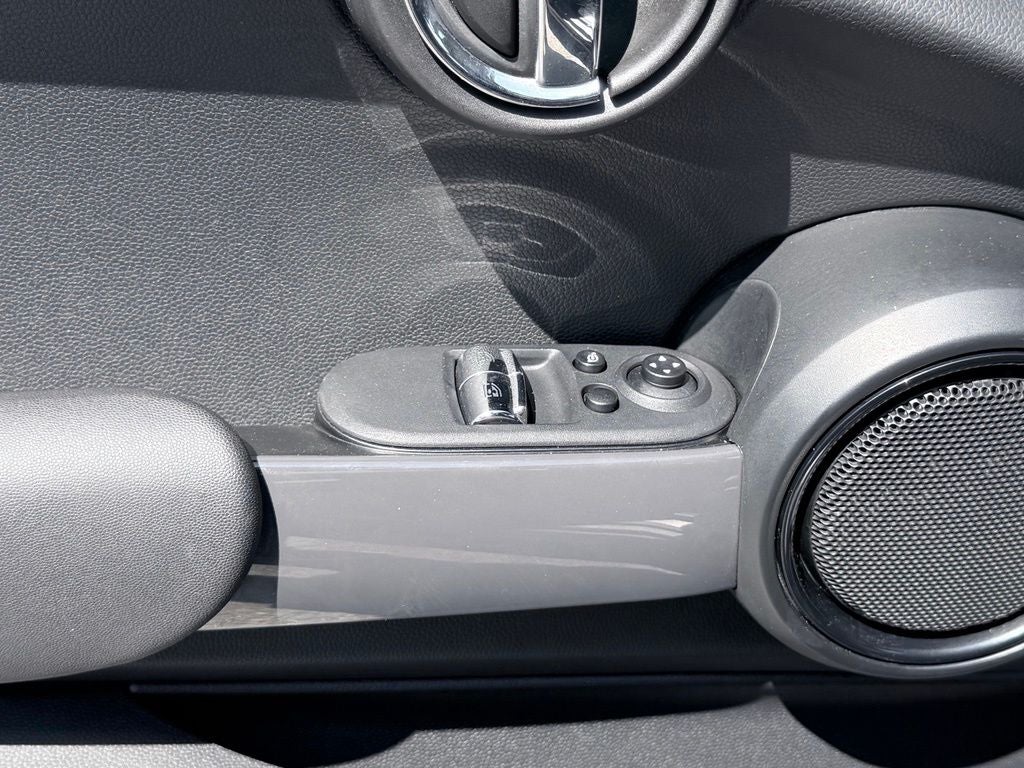 2016 MINI Cooper Base