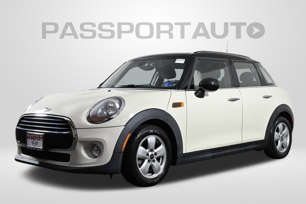 2017 MINI Cooper