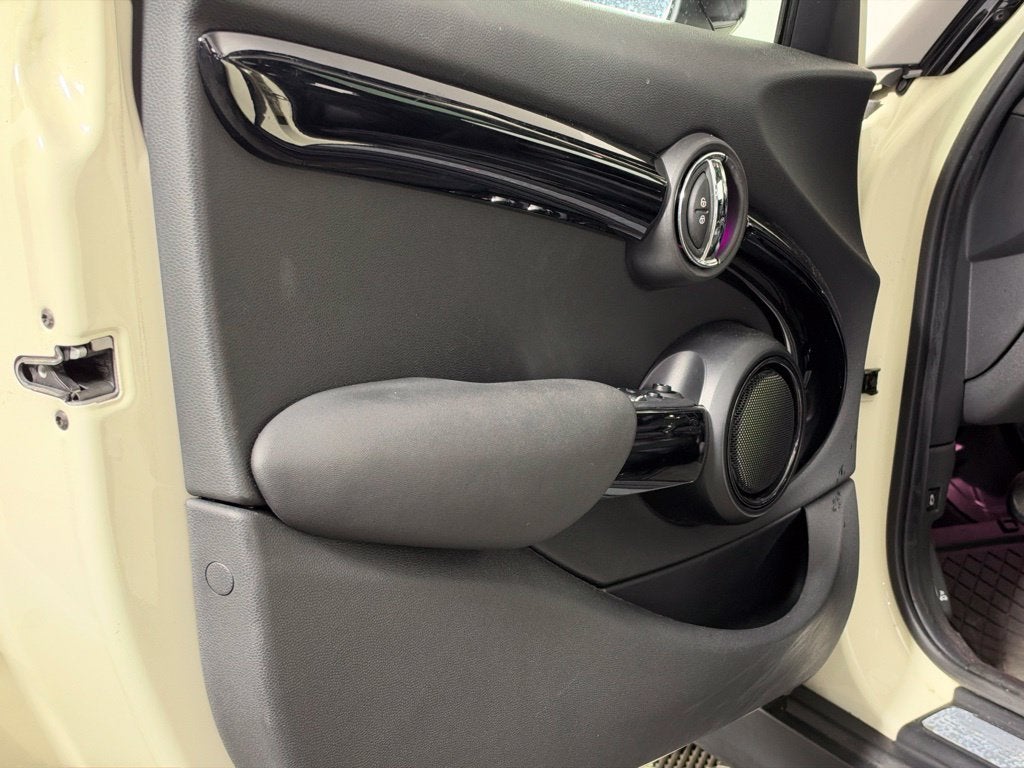 2020 MINI Cooper S Base
