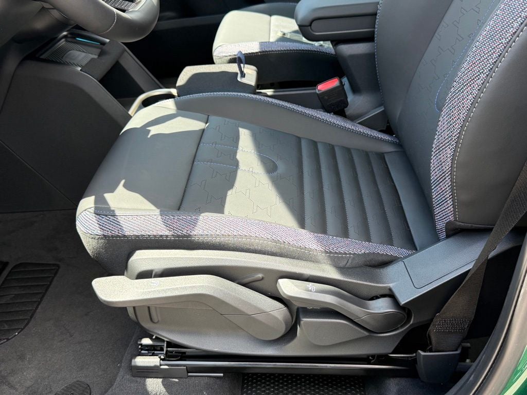 2027 MINI Cooper S Countryman ALL4 Signature Plus