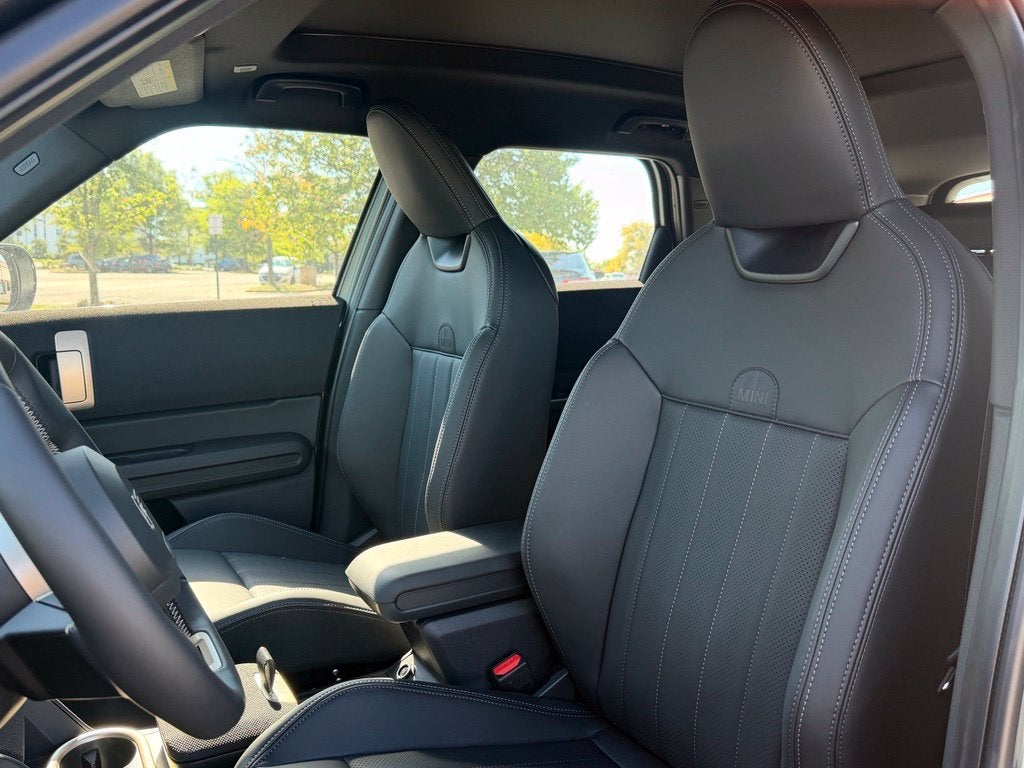 2027 MINI Cooper S Countryman Signature Plus ALL4