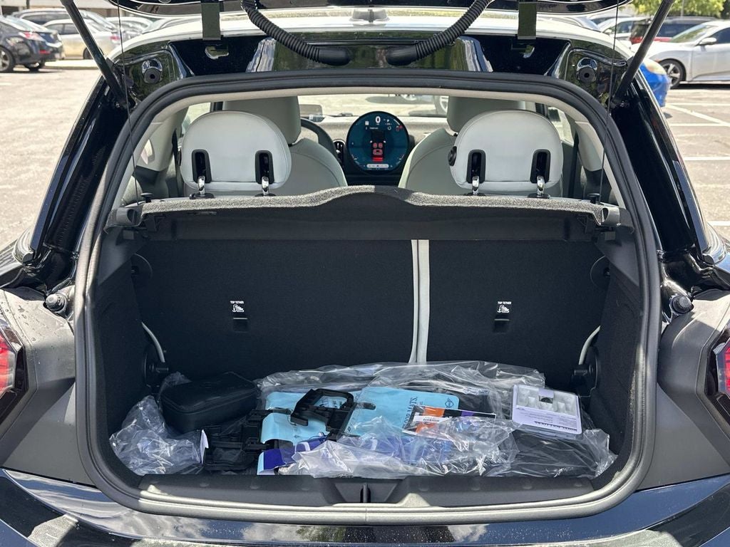 2026 MINI Cooper Hardtop 2 Door Signature Plus
