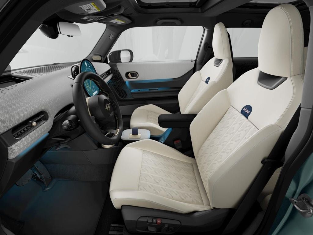 2026 MINI Cooper S Signature Plus Hardtop 2 Door